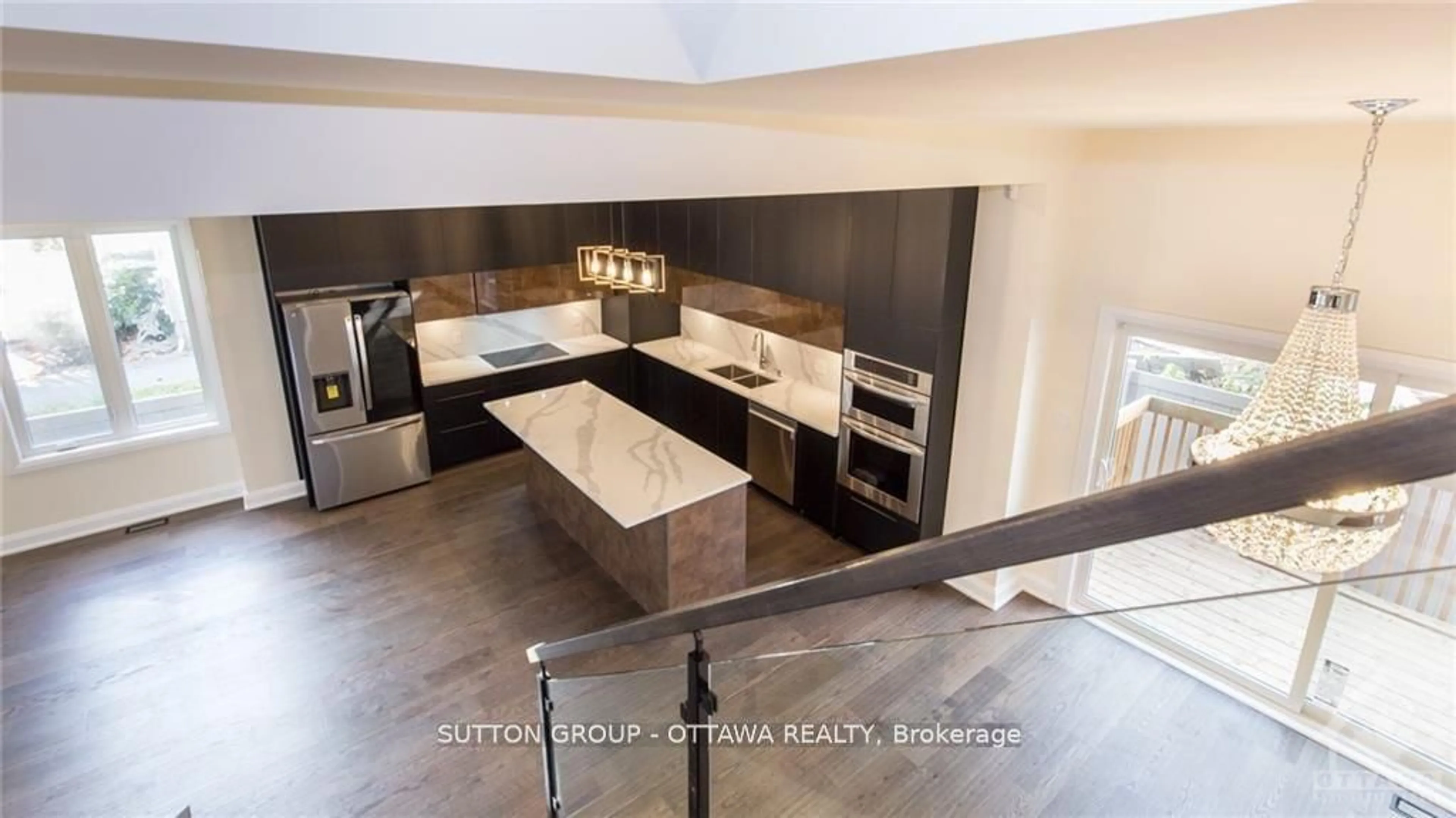 Contemporary kitchen, ceramic/tile floor for 571 Mutual St, Overbrook - Castleheights and Area Ontario K1K 1C5