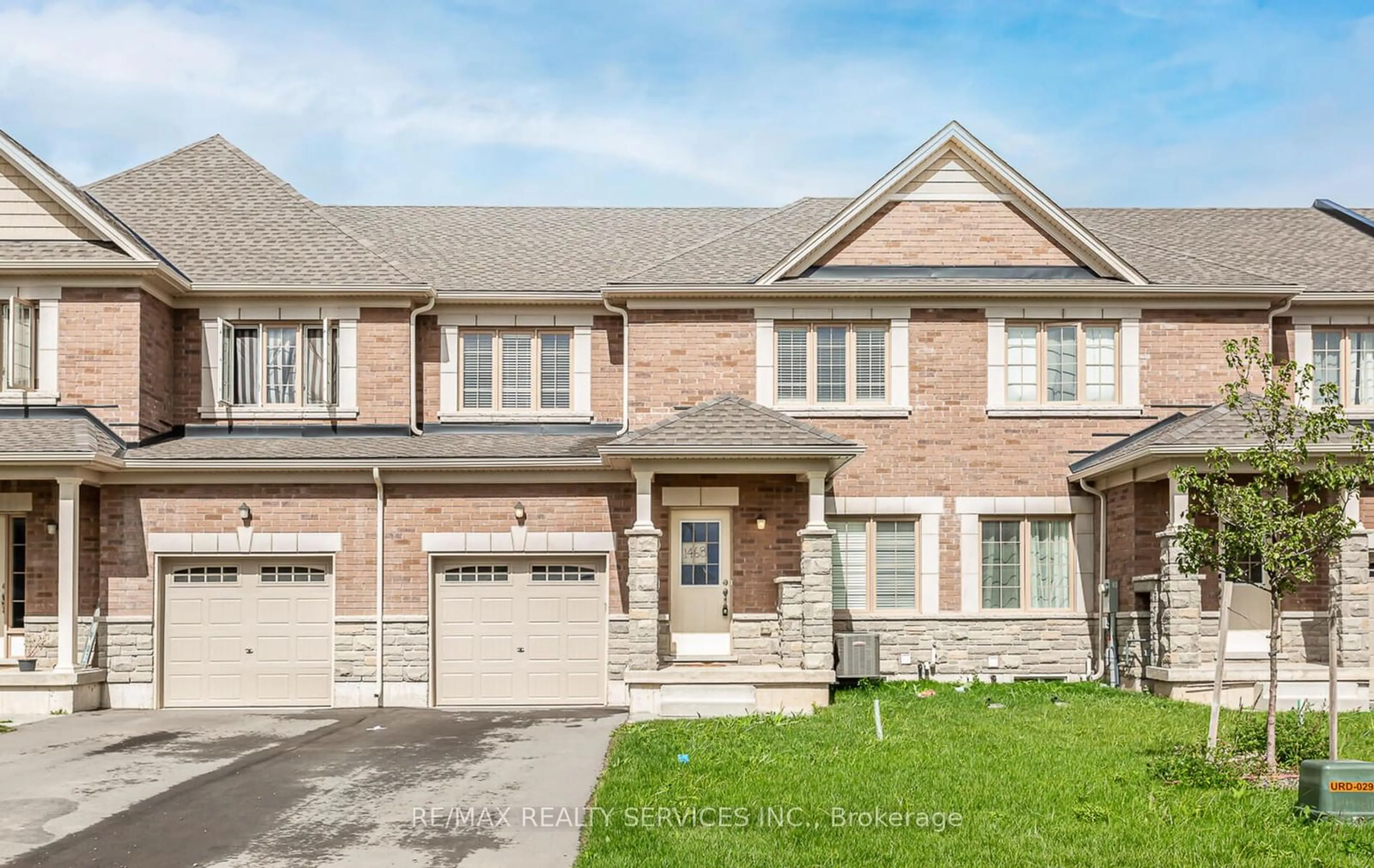 Home with brick exterior material, street for 1468 Marina Dr, Fort Erie Ontario L2A 0C7