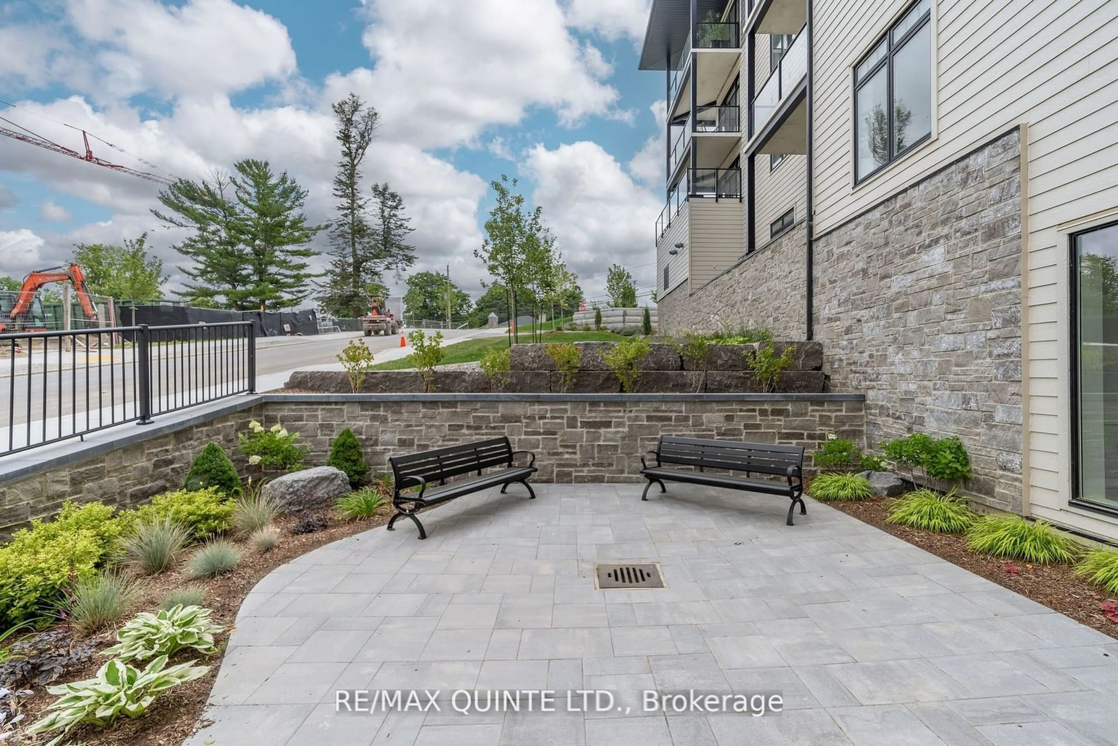 Patio, unknown for 17 Cleave Ave #305, Prince Edward County Ontario K0K 2T0