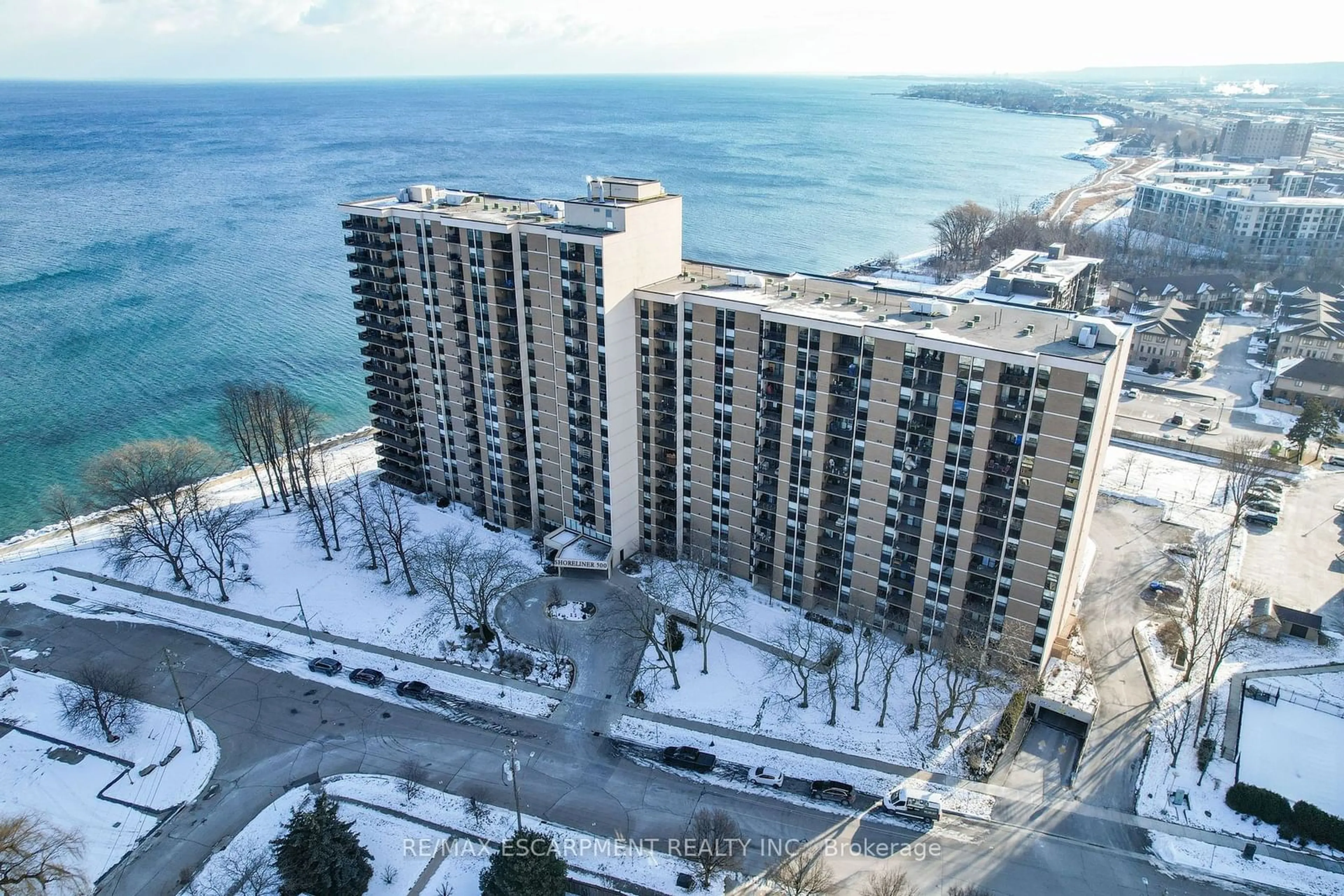 A pic from outside/outdoor area/front of a property/back of a property/a pic from drone, water/lake/river/ocean view for 500 Green Rd #1117, Hamilton Ontario L8E 3M6