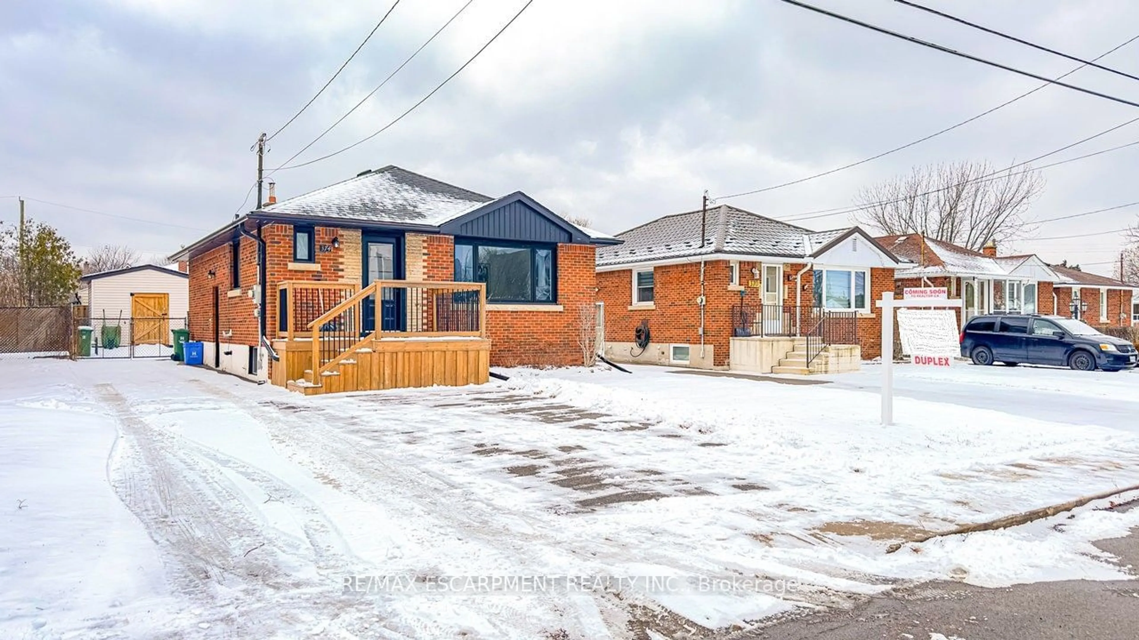 Home with brick exterior material, street for 374 East 16th St, Hamilton Ontario L9A 4K3