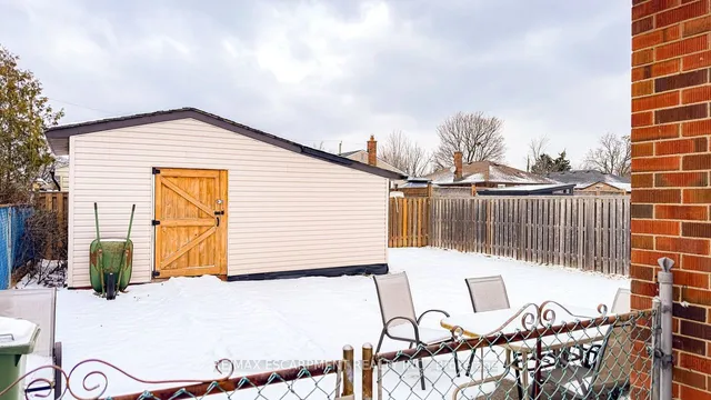 Additional property image - 374 East 16th St