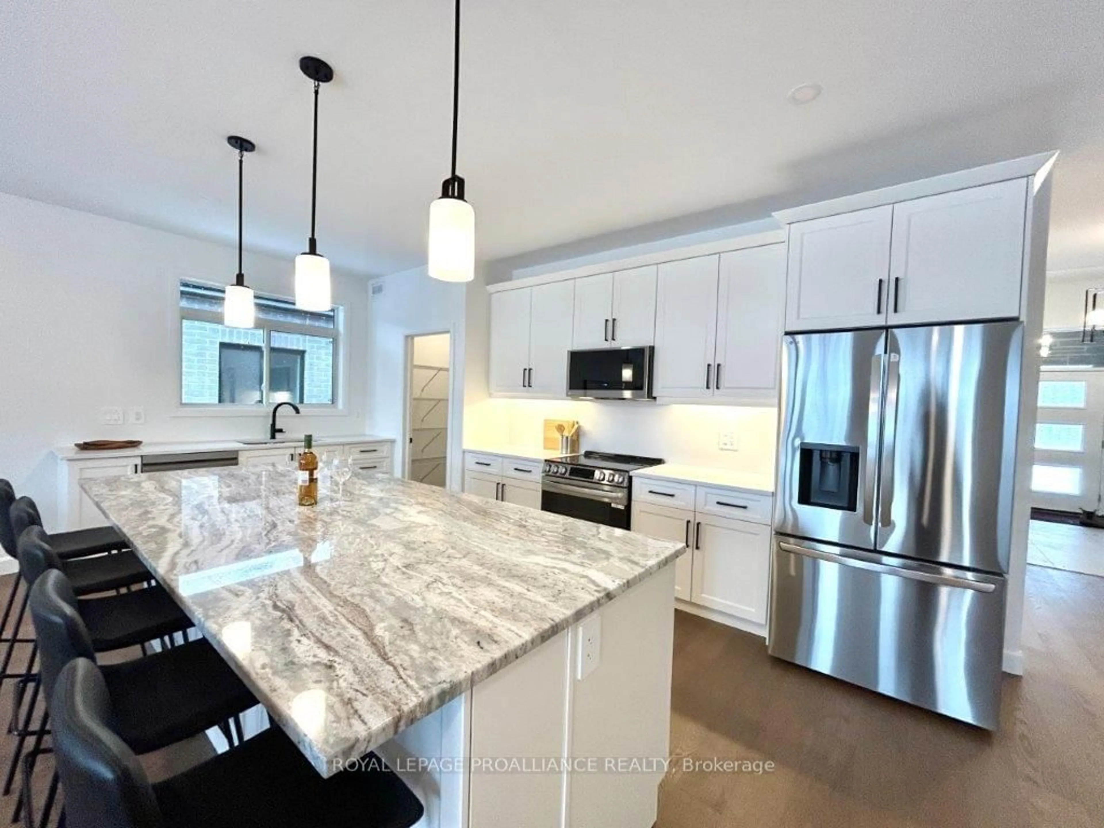 Contemporary kitchen, ceramic/tile floor for 128 Stonecrest Blvd, Quinte West Ontario K8R 0B4