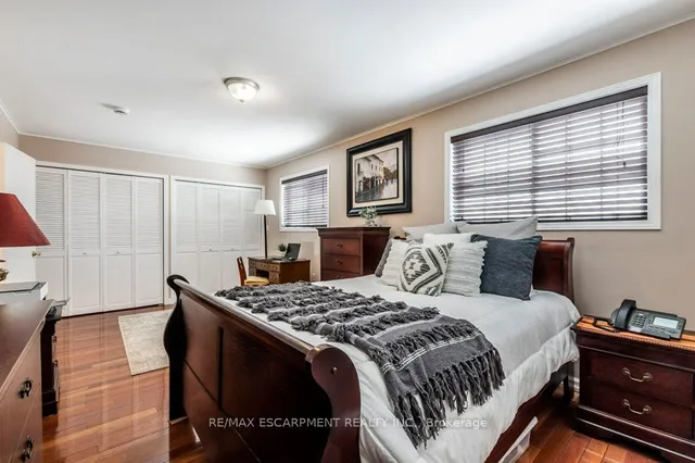 Additional property image - 130 Queen Victoria Dr