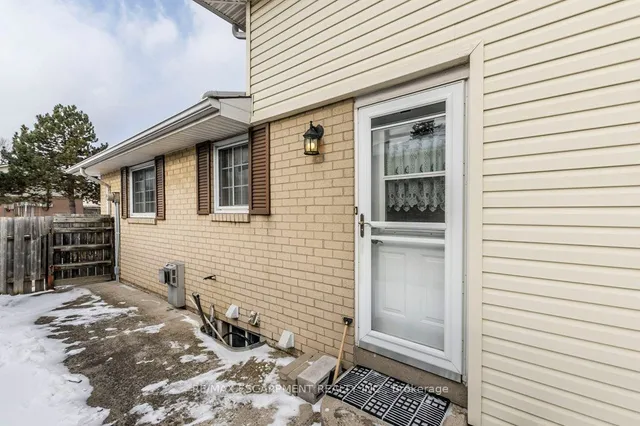 Additional property image - 130 Queen Victoria Dr