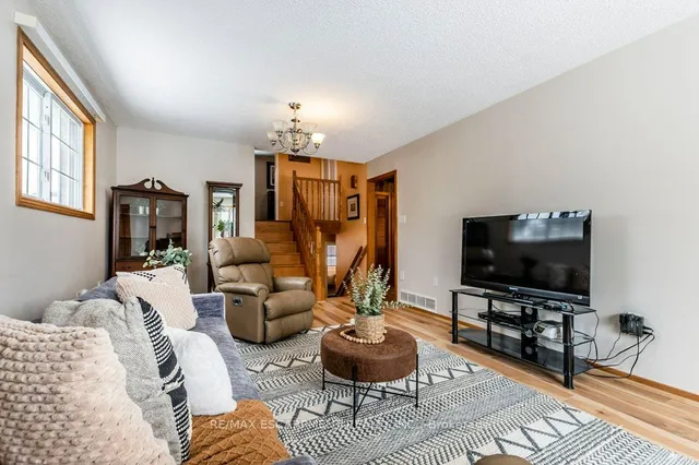 Additional property image - 130 Queen Victoria Dr