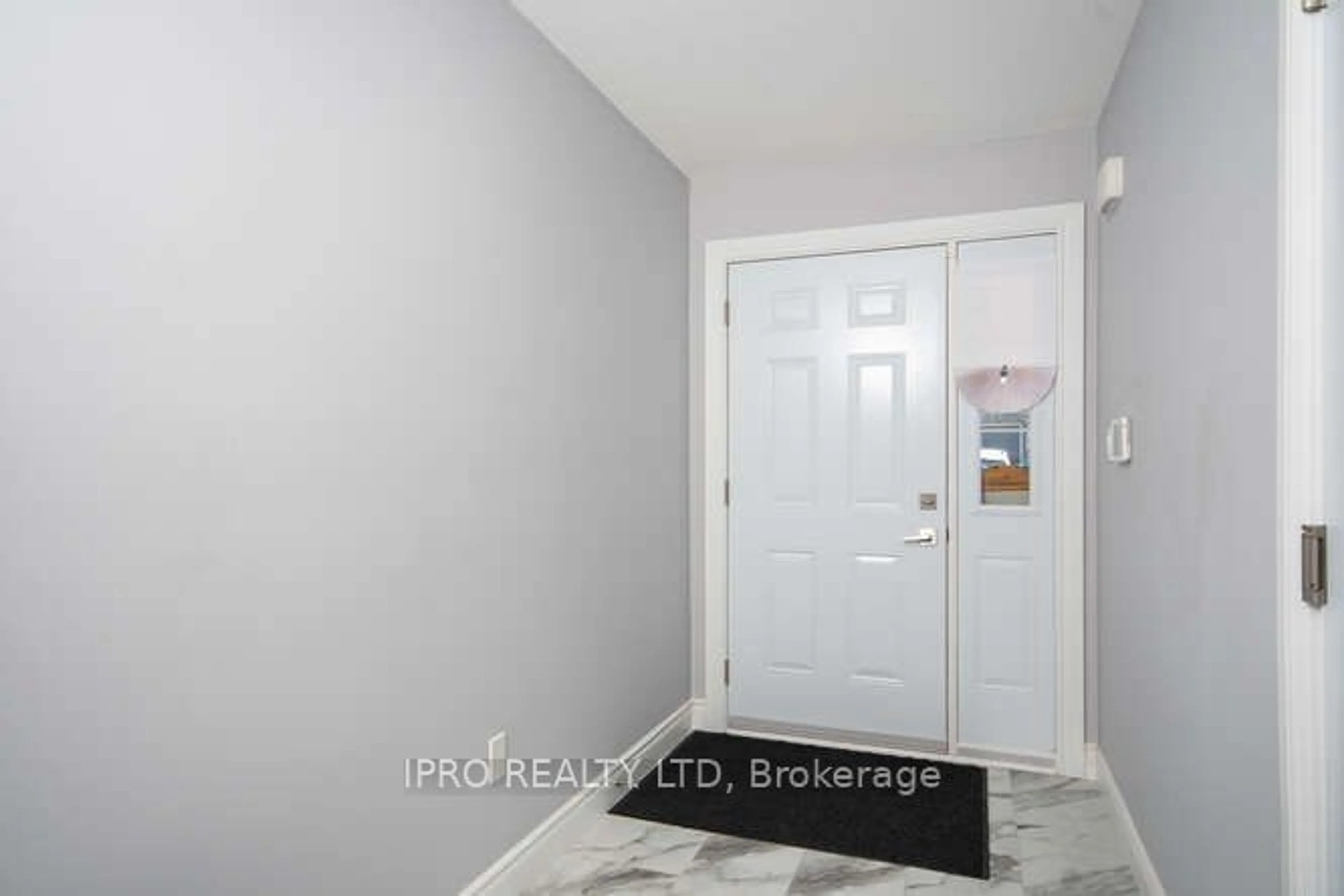 Indoor entryway for 61 Vienna Rd #19, Tillsonburg Ontario N4G 0J6