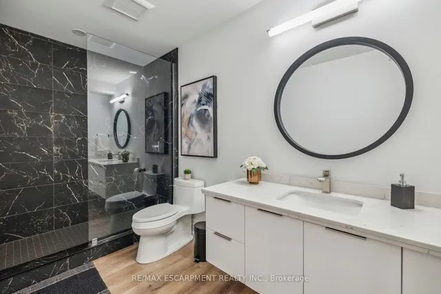 Additional property image - 60 Garden Ave