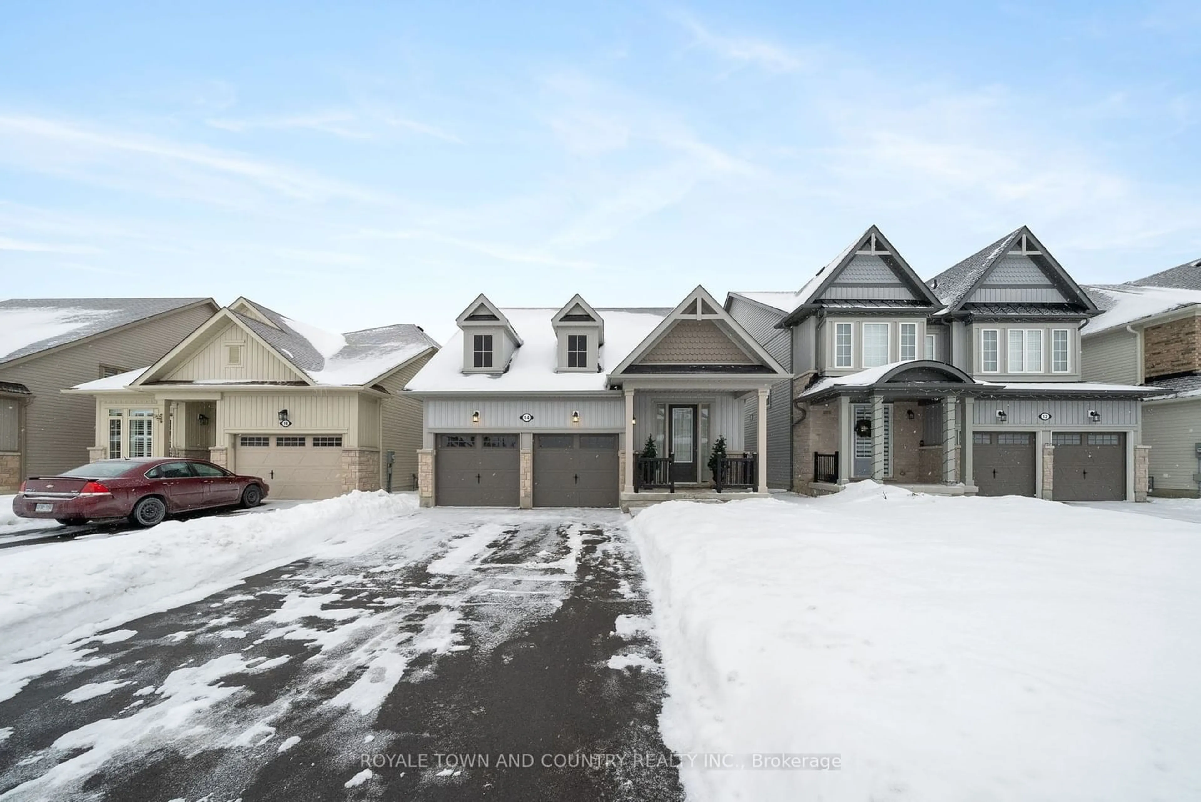 A pic from outside/outdoor area/front of a property/back of a property/a pic from drone, street for 14 Hennessey Cres, Kawartha Lakes Ontario K9V 0P2