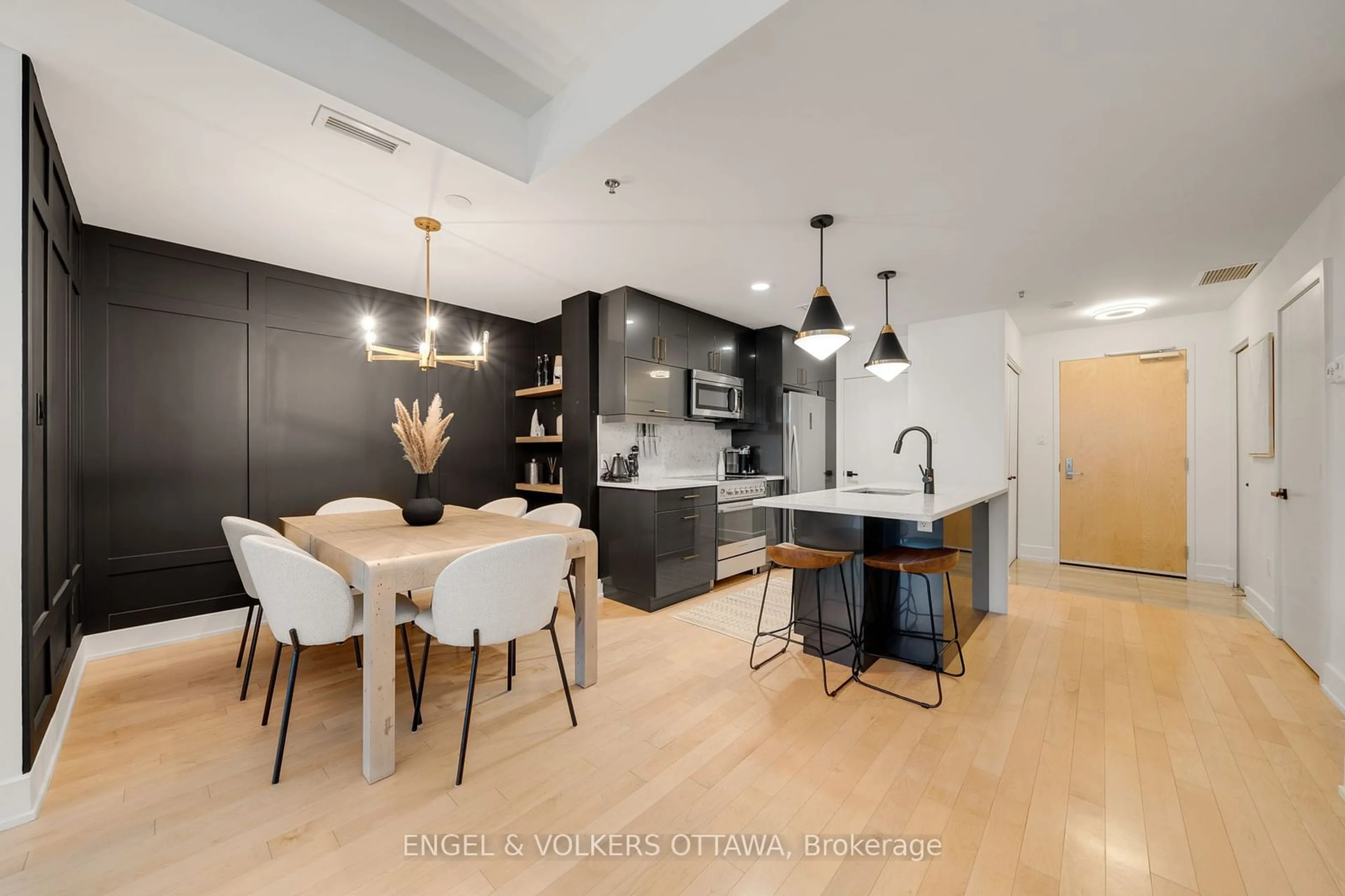 Open concept kitchen, unknown for 197 Lisgar St #218, Ottawa Centre Ontario K2P 0C3