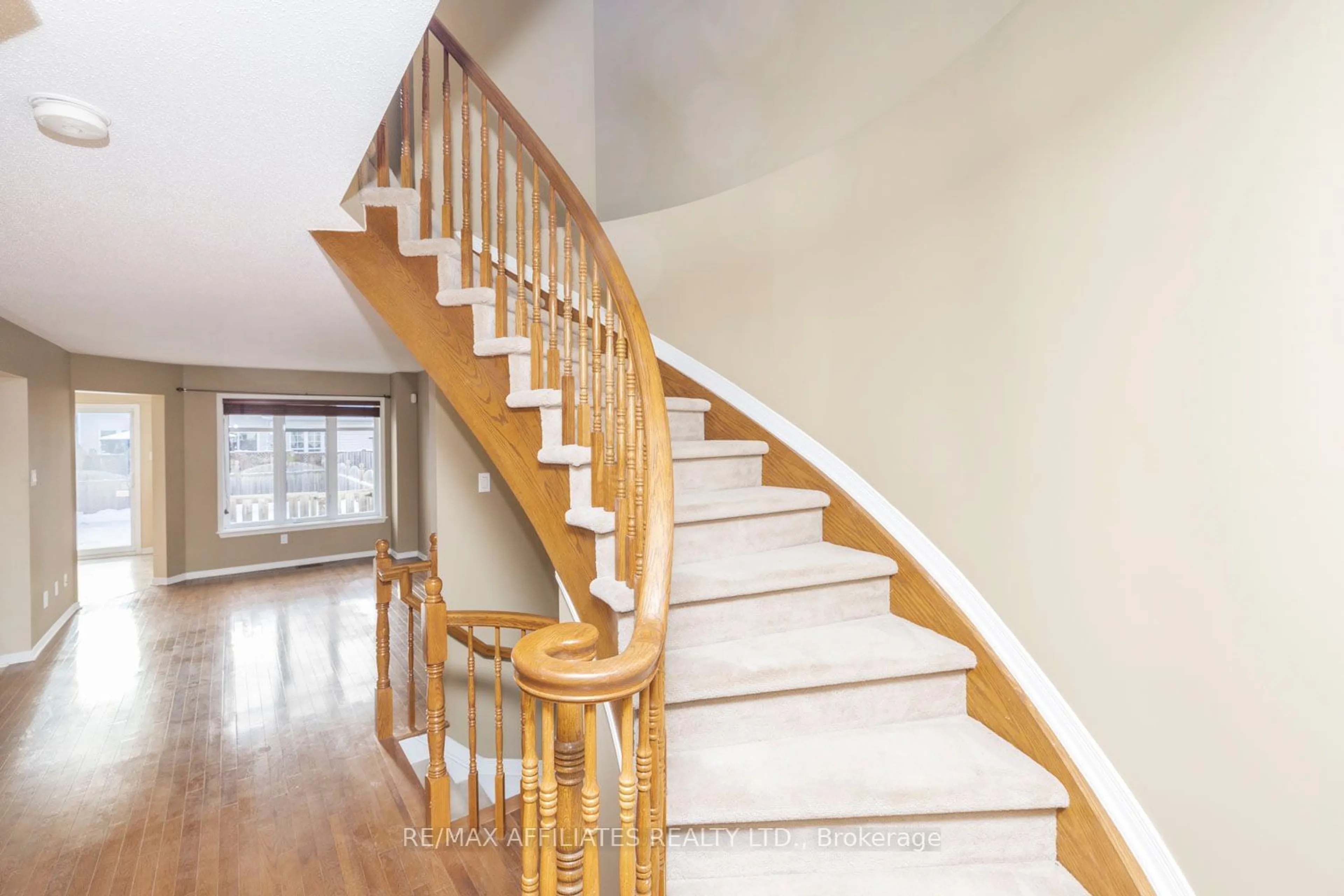 Stairs for 306 Berrigan Dr, Barrhaven Ontario K2J 5B5