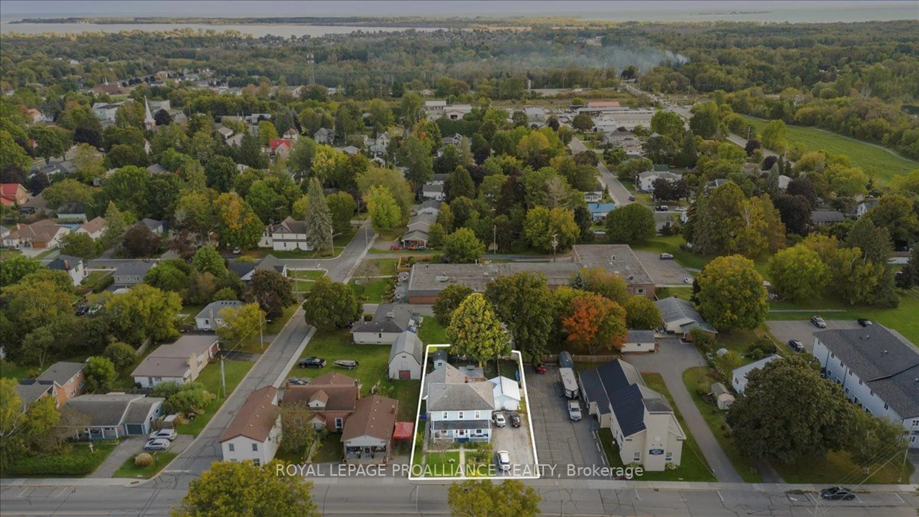 A pic from outside/outdoor area/front of a property/back of a property/a pic from drone, unknown for 141 Main St, Brighton Ontario K0K 1H0