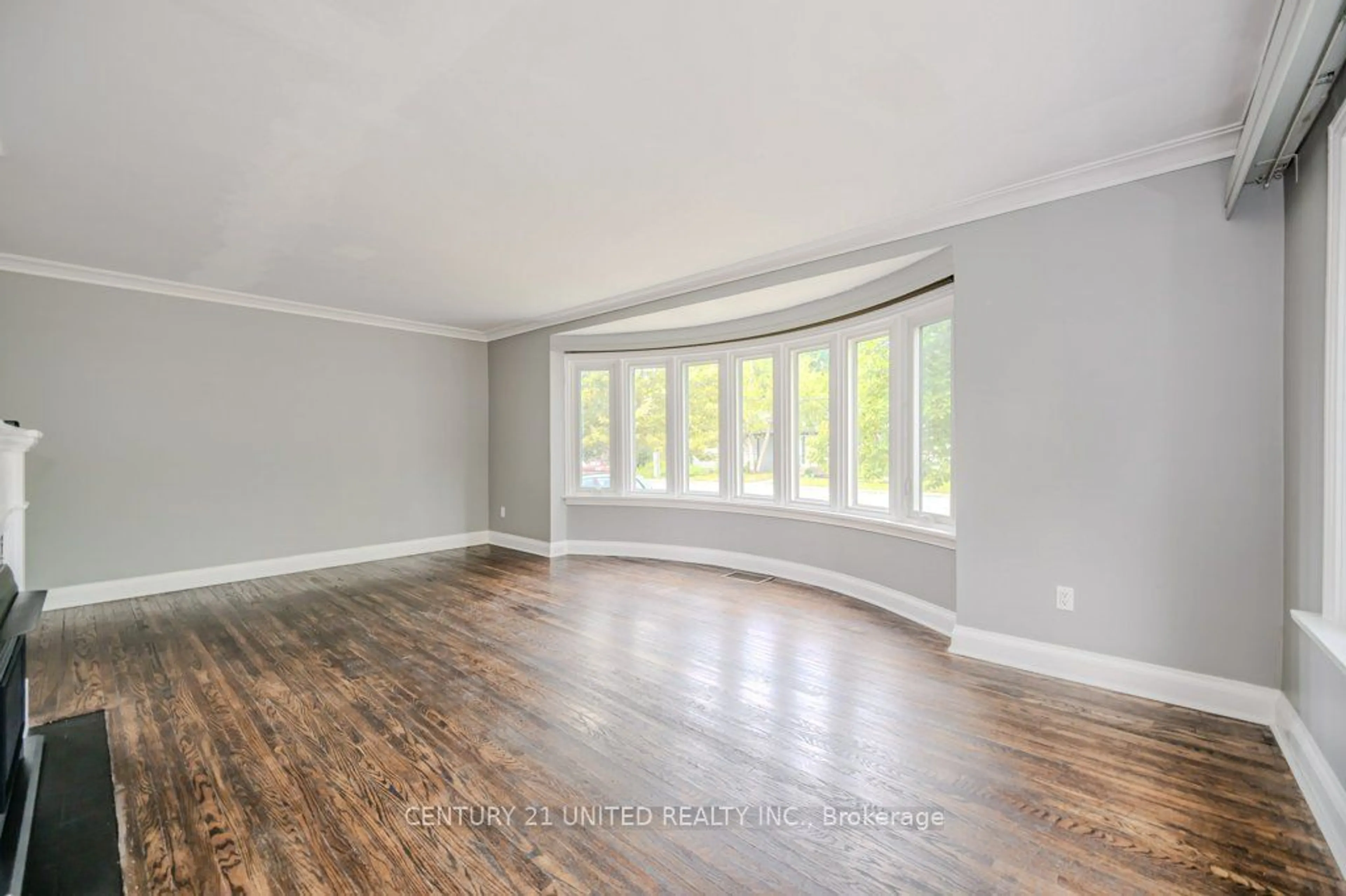 A pic of a room for 84 Glenridge Ave, St. Catharines Ontario L2R 4X3