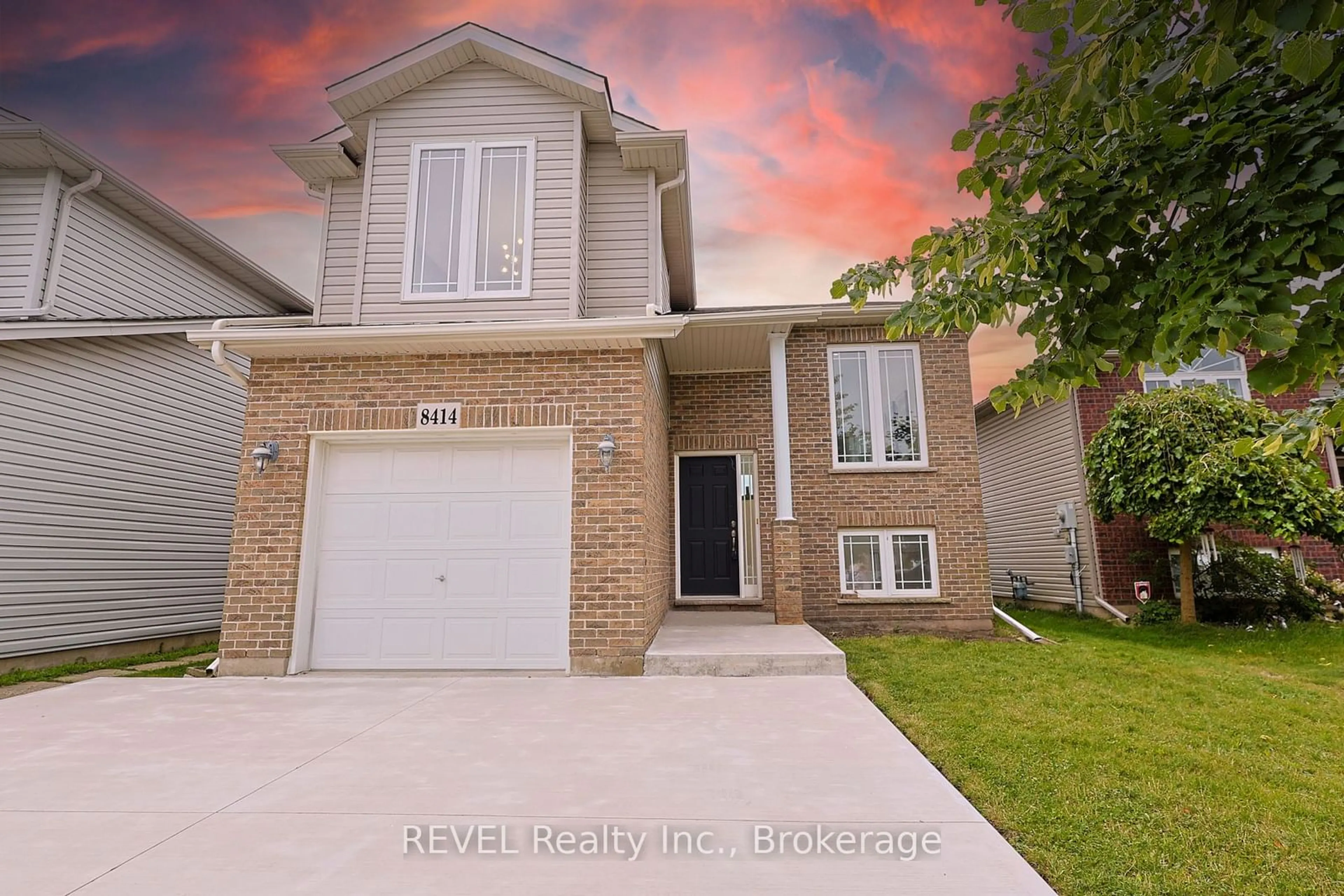 Home with brick exterior material, street for 8414 Atack Crt, Niagara Falls Ontario L2H 3N4