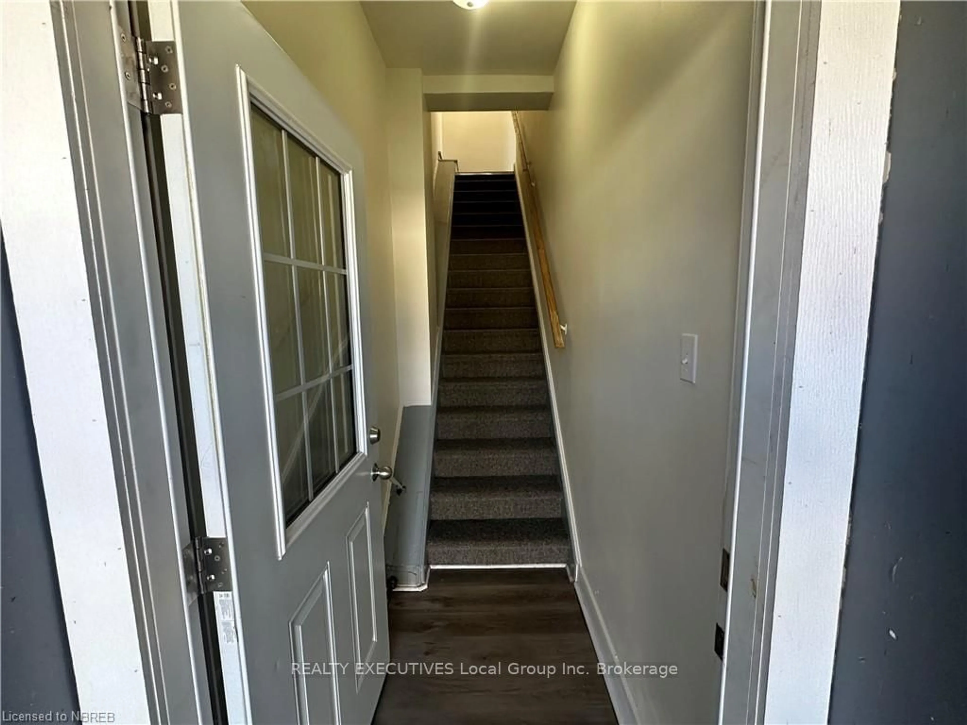 Unknown for 245 Mattawa St, North Bay Ontario P1B 4M2