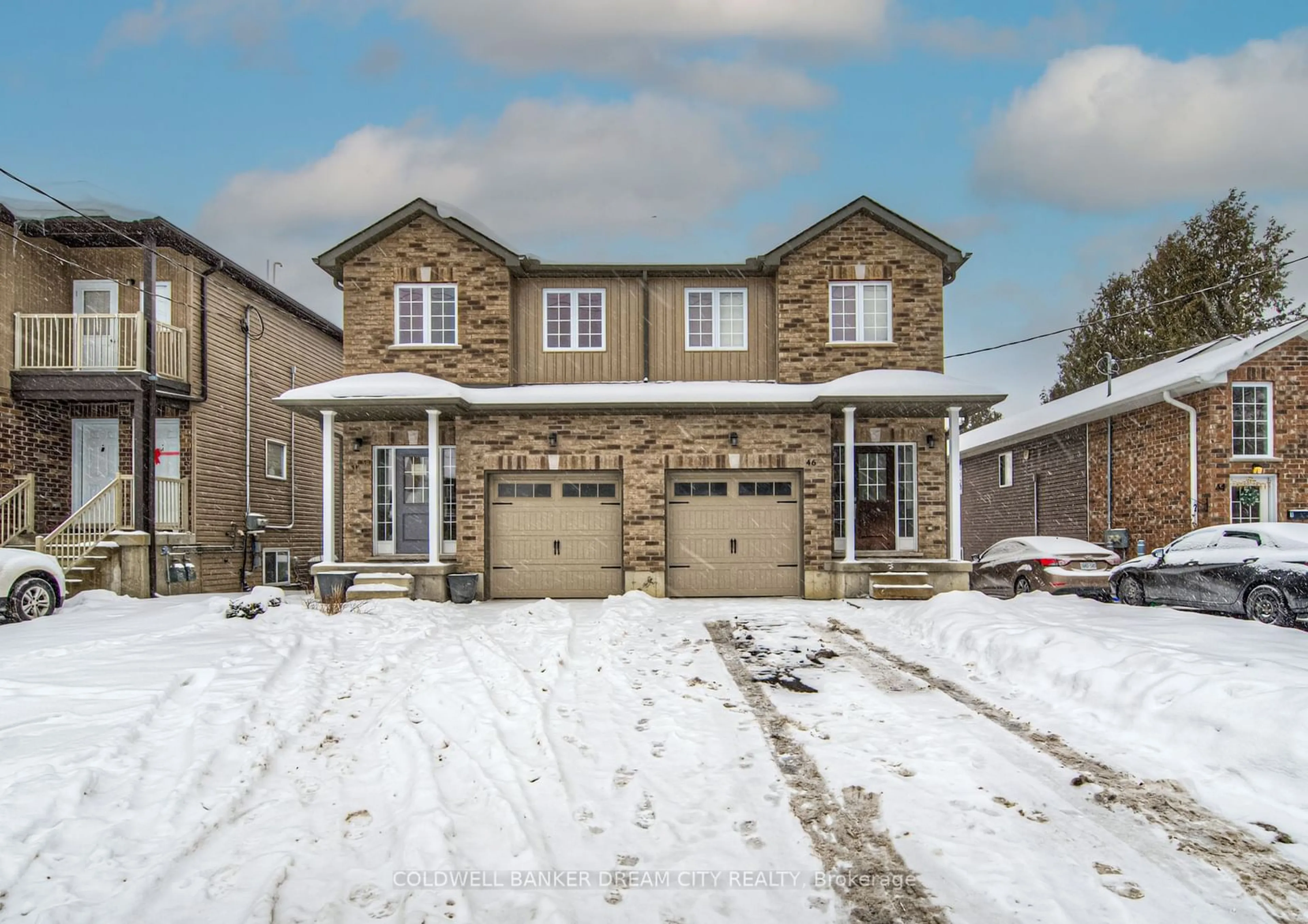 Home with brick exterior material, street for 48 Fourth Ave, Kitchener Ontario N2C 1N8