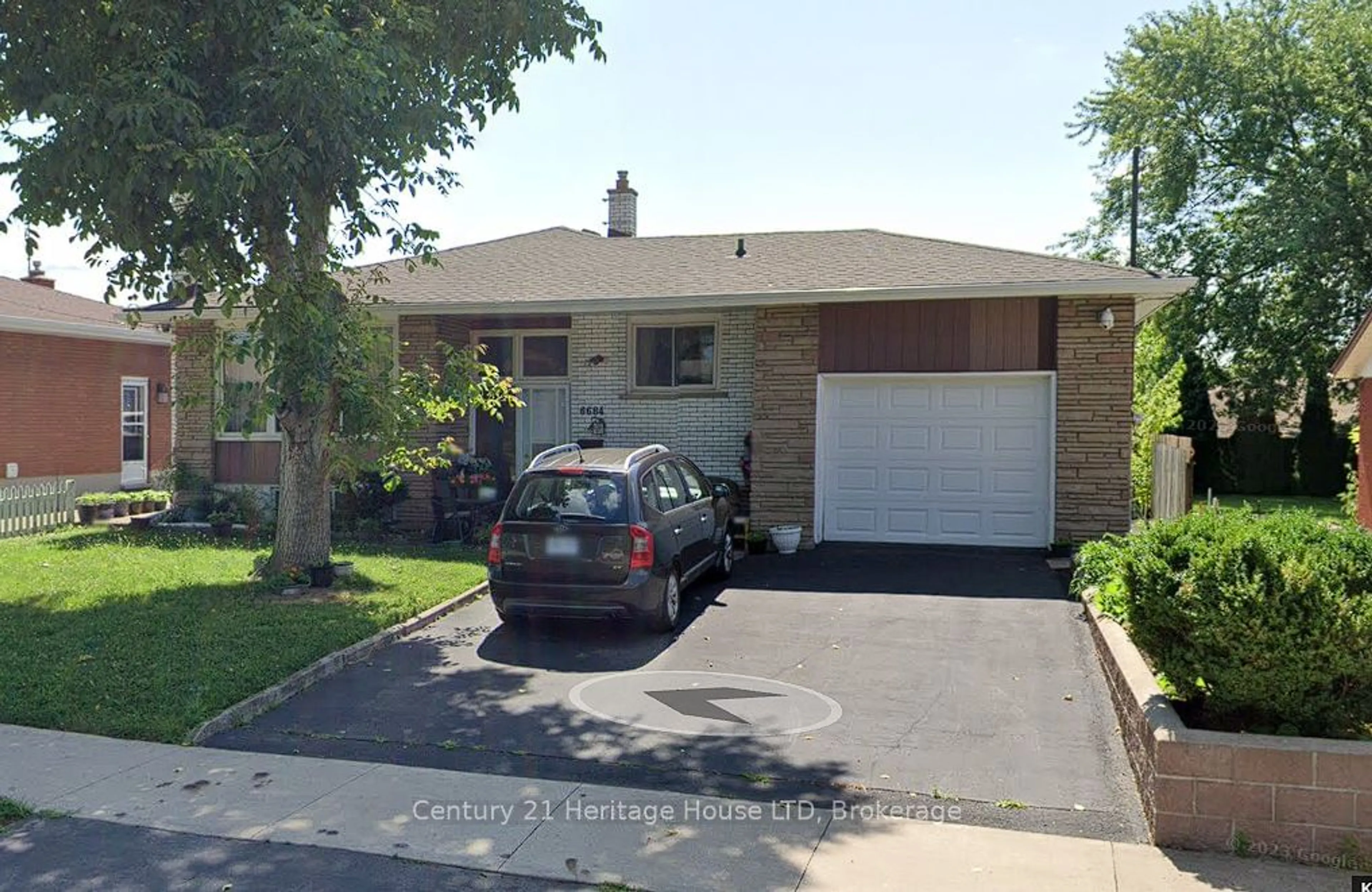 Unknown for 6684 Winston St, Niagara Falls Ontario L2G 5G3