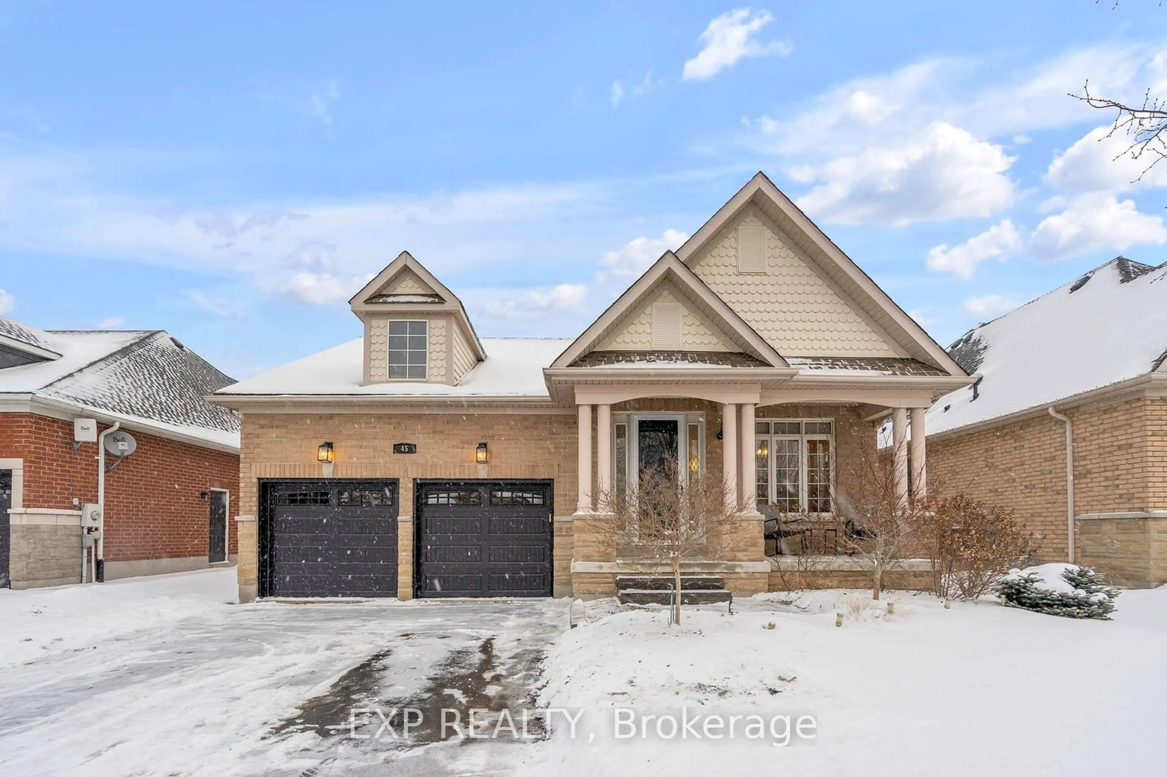 Home with brick exterior material, street for 45 Aberfoyle Mill Cres, Puslinch Ontario N0B 2J0