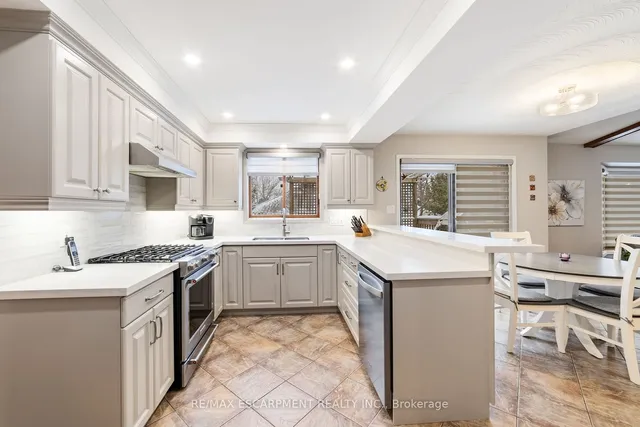 Additional property image - 274 LLOYMINN Ave
