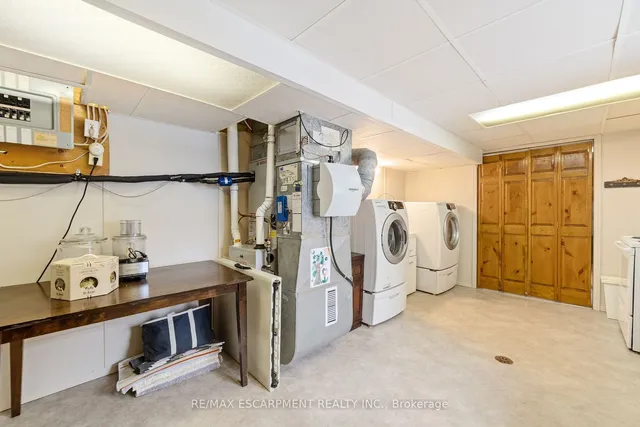 Additional property image - 274 LLOYMINN Ave