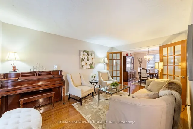 Additional property image - 274 LLOYMINN Ave