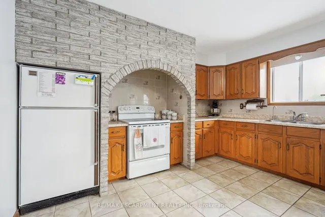 Additional property image - 515 Brock Rd