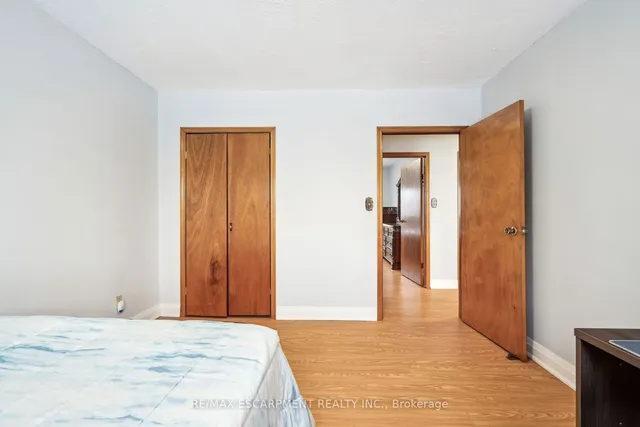 Additional property image - 515 Brock Rd