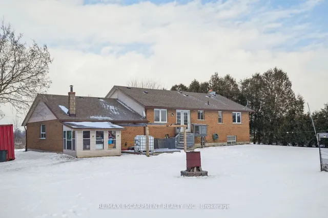 Additional property image - 515 Brock Rd