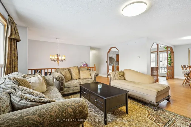 Additional property image - 515 Brock Rd