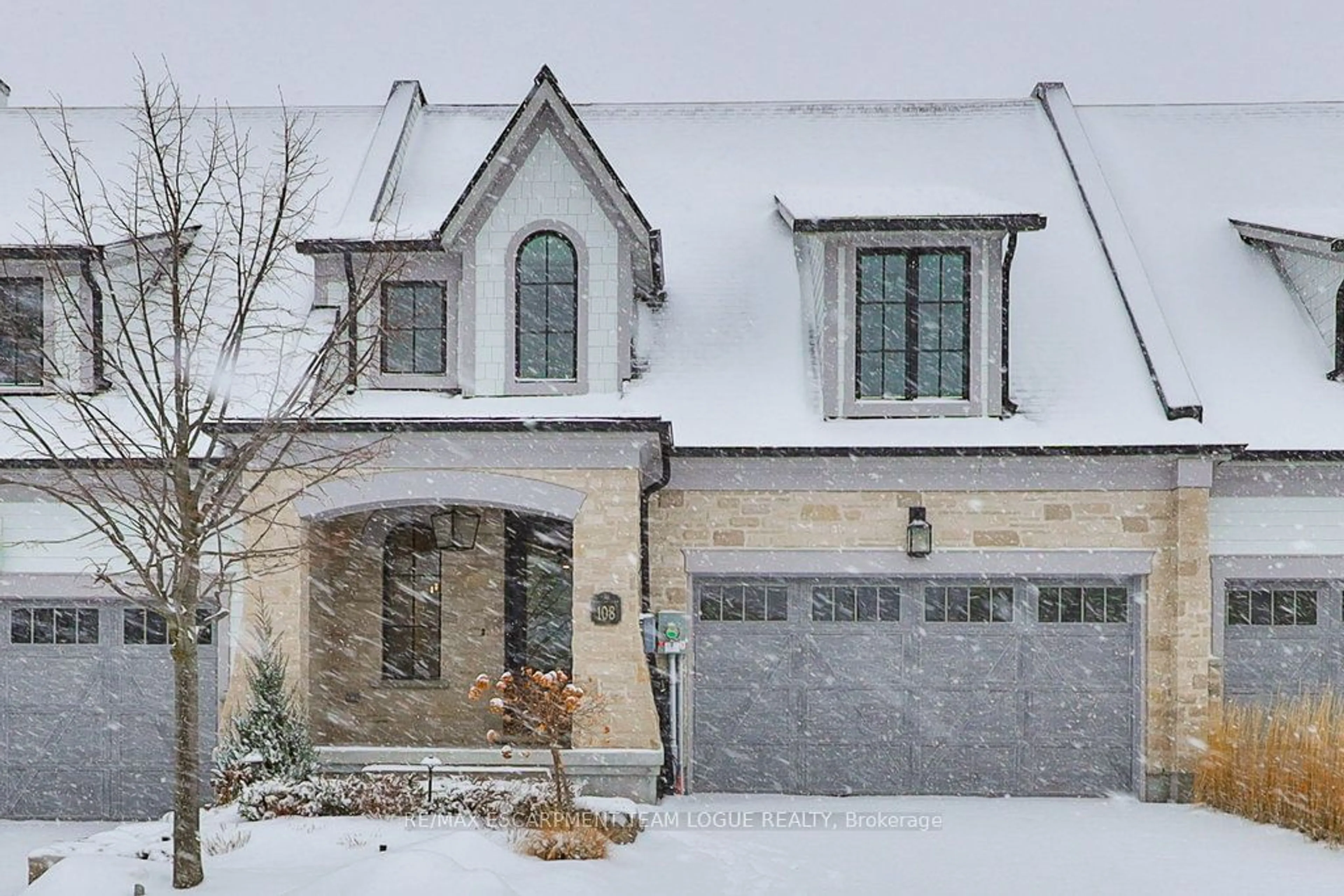 Home with brick exterior material, street for 108 Paxton Lane, Niagara-on-the-Lake Ontario L0S 1J1