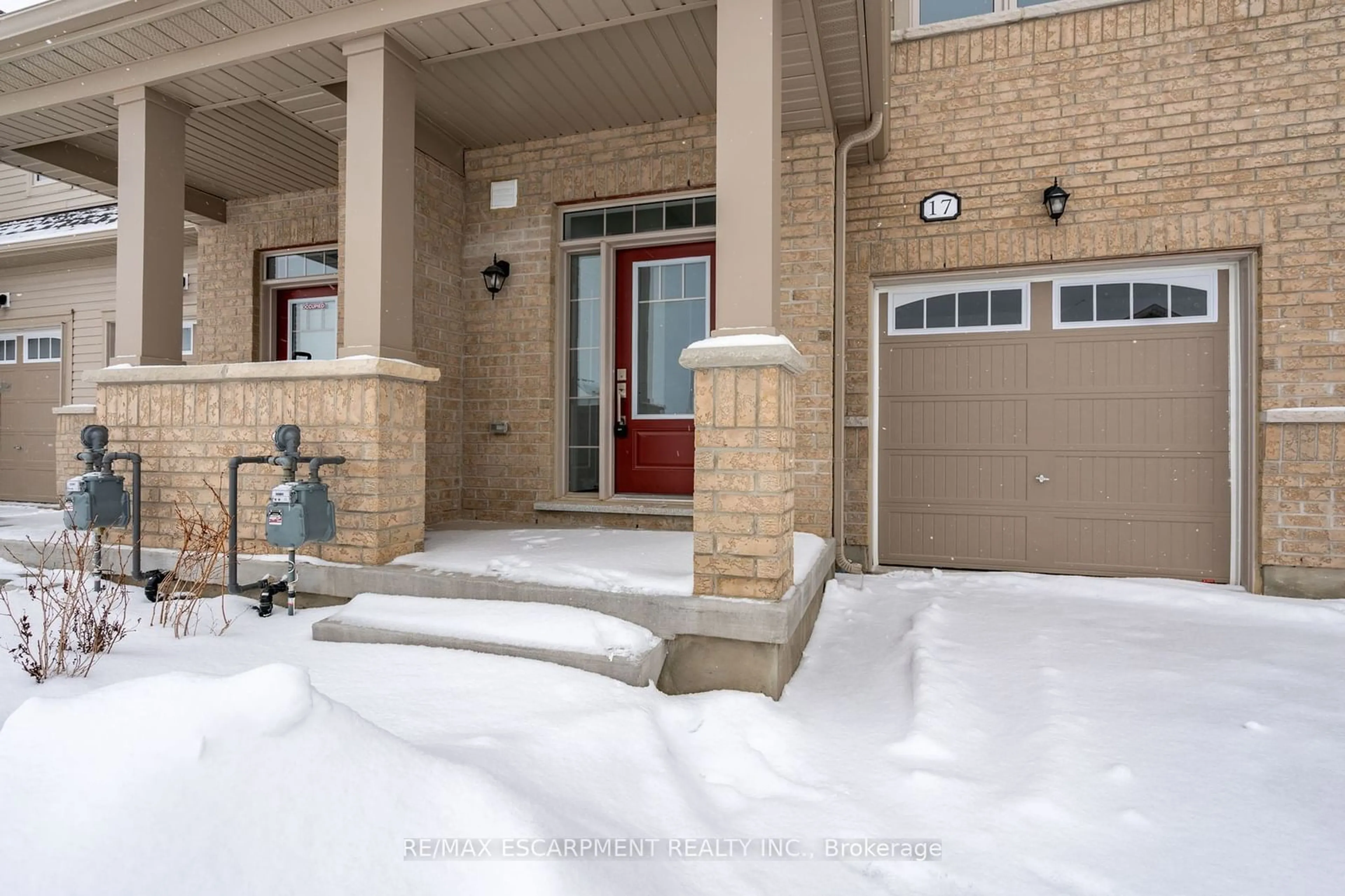 Indoor entryway for 17 Prest Way, Centre Wellington Ontario N1M 0K4