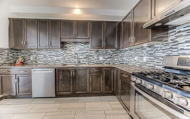 Additional property image - 14 Willowrun Dr