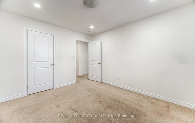 Additional property image - 14 Willowrun Dr