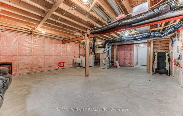 Additional property image - 14 Willowrun Dr