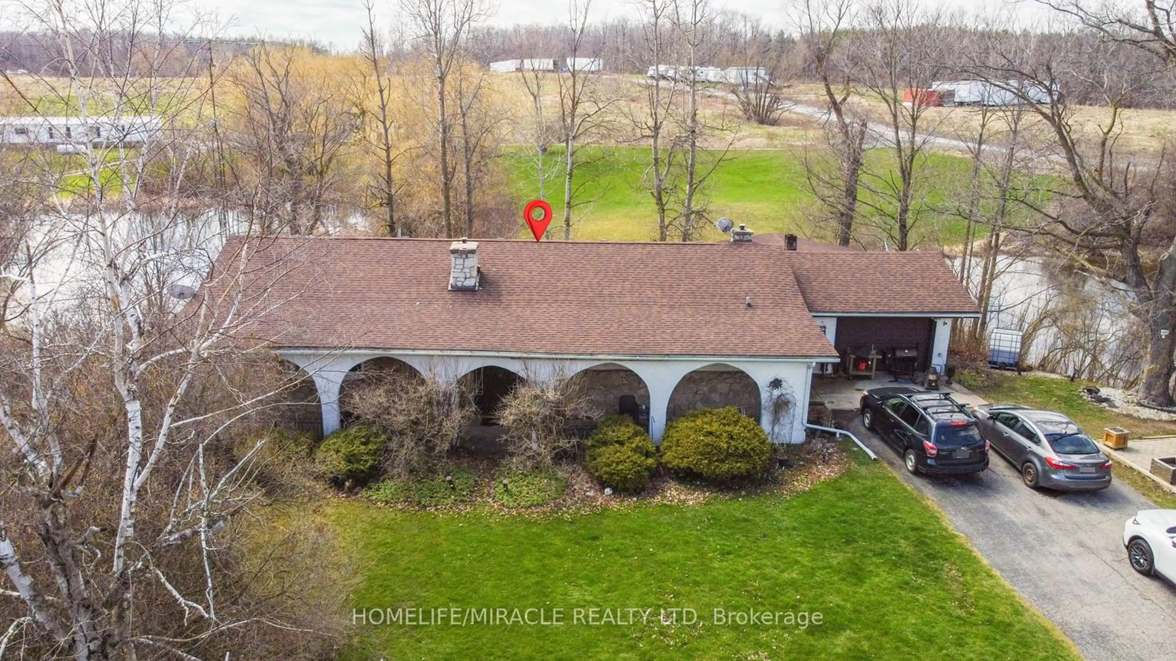 A pic from outside/outdoor area/front of a property/back of a property/a pic from drone, building for 5028 Wellington 125 Rd, Erin Ontario L7J 2L9