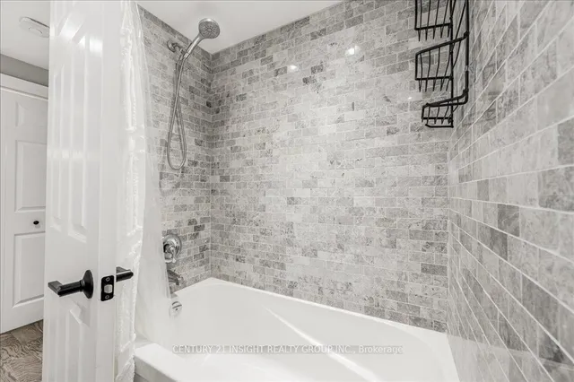 Additional property image - 27 Alba St