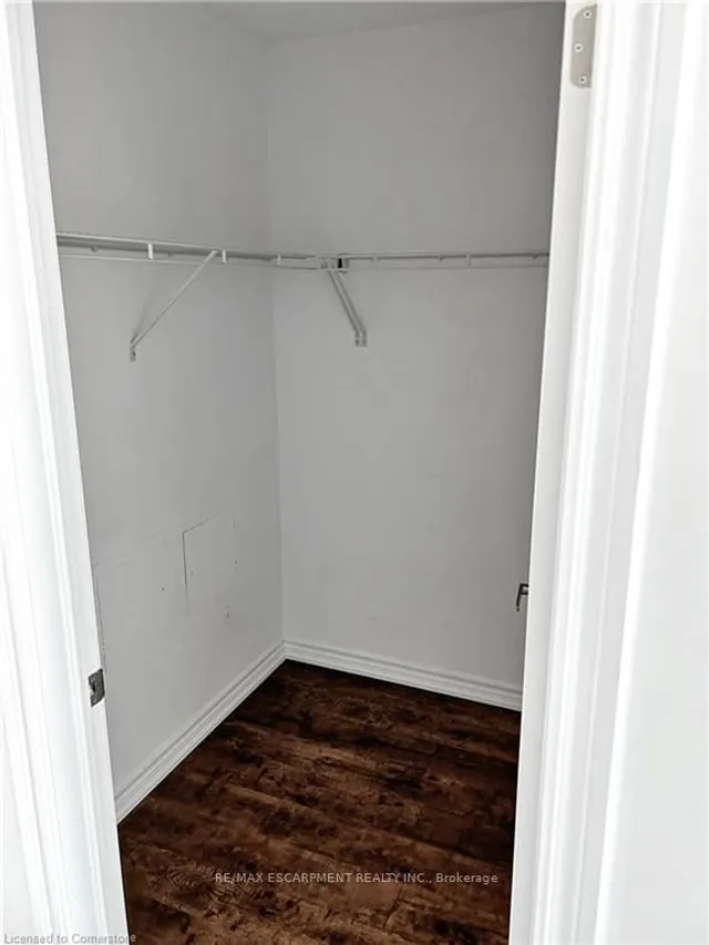 Additional property image - 125 Shoreview Pl Unit 329