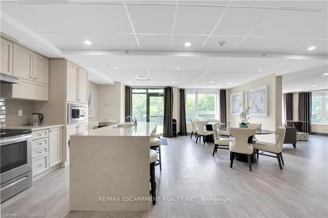 Additional property image - 125 Shoreview Pl Unit 329