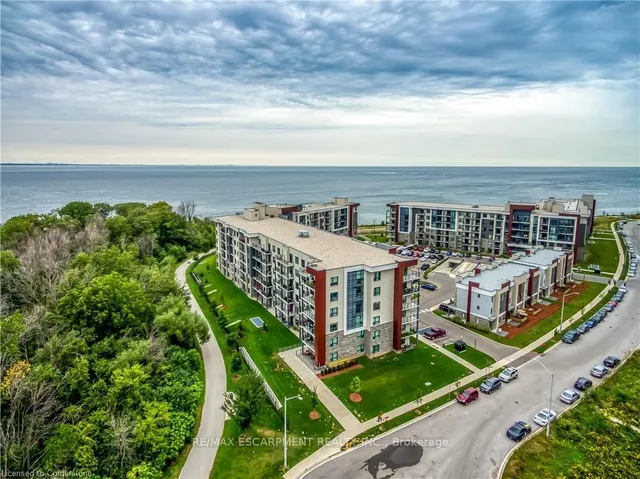 Additional property image - 125 Shoreview Pl Unit 329