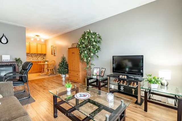 Additional property image - 10 WOODMAN Dr Unit 304