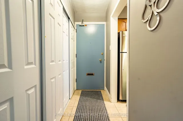 Additional property image - 10 WOODMAN Dr Unit 304