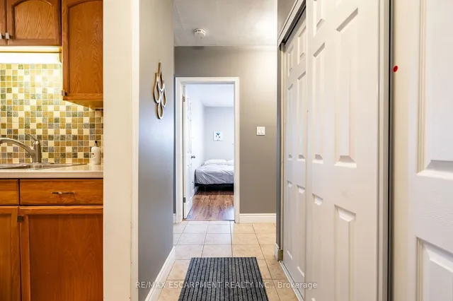 Additional property image - 10 WOODMAN Dr Unit 304