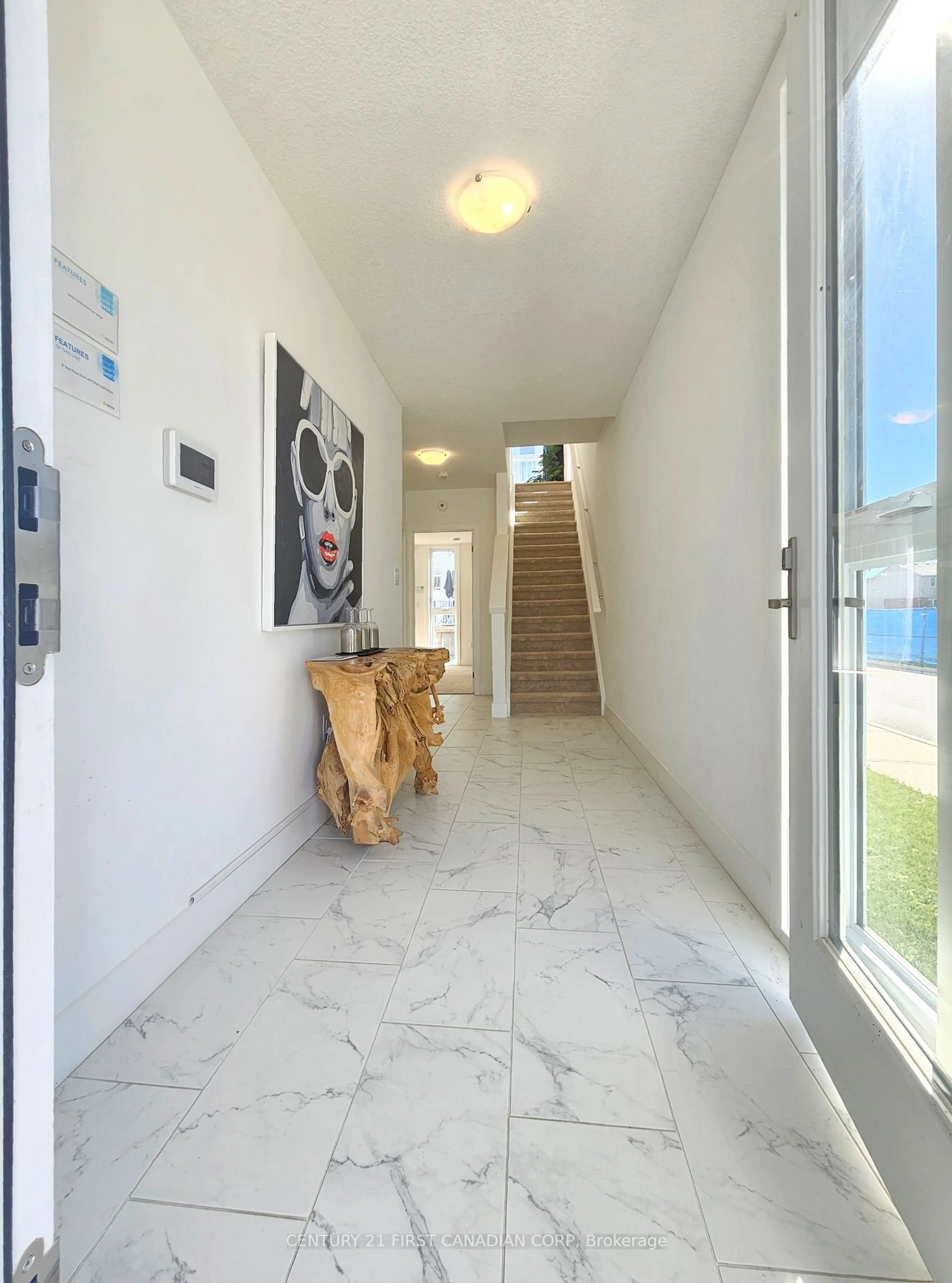 Indoor foyer for 242 Edgevalley Rd, London Ontario N5V 0E4