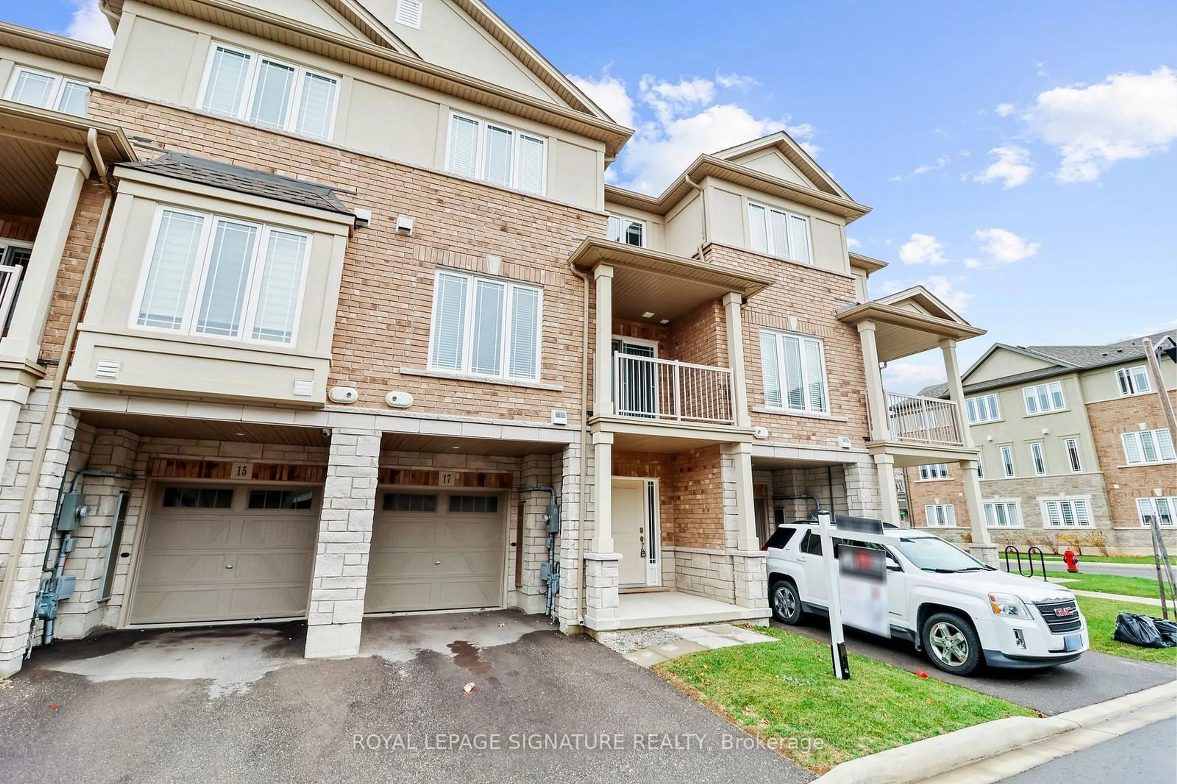 Unknown for 17 Laguna Village Cres, Hamilton Ontario L8M 3M7