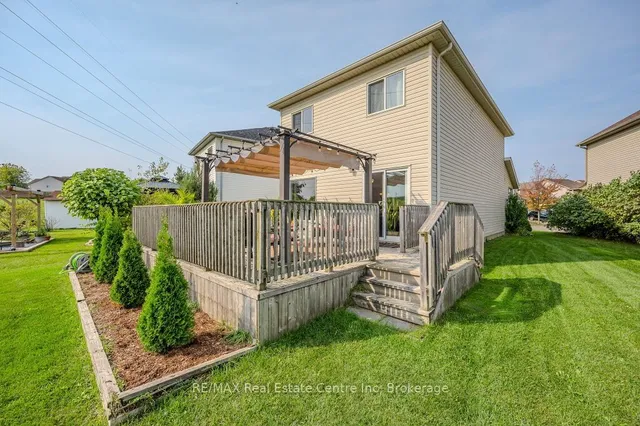 Additional image 33 of 128 Henhoeffer Cres