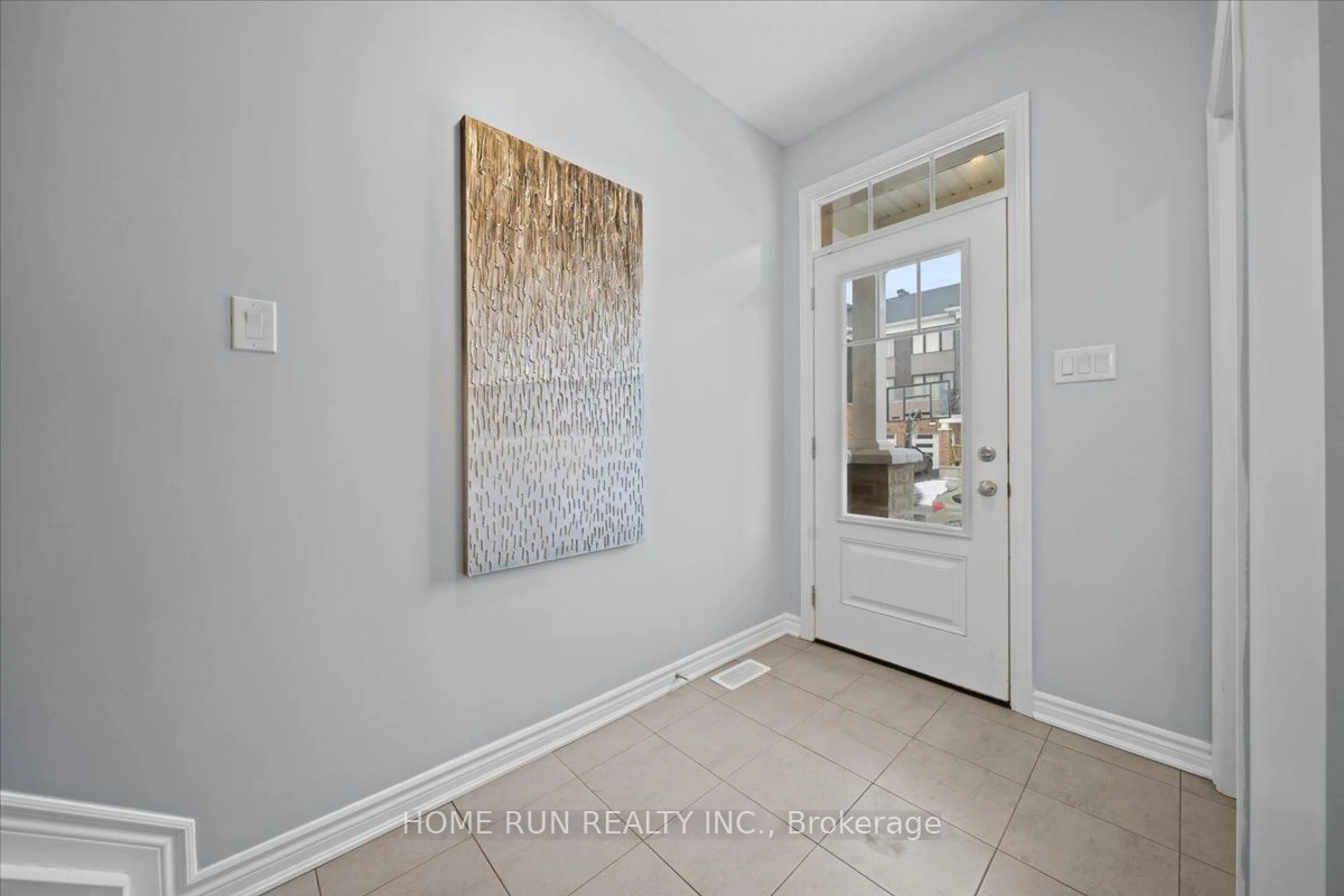 Indoor entryway for 248 ATIMA Circ, Barrhaven Ontario K2J 6T5