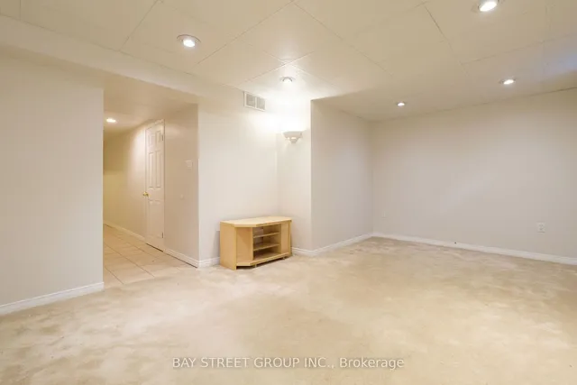 Additional property image - 610 Barton St Unit 41