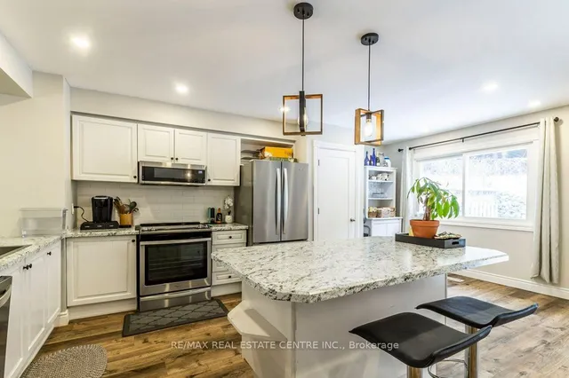 Additional image 23 of 26 Moss Blvd Unit 77
