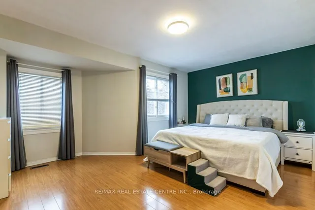 Additional image 20 of 26 Moss Blvd Unit 77