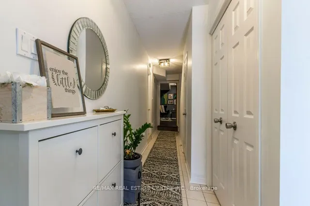 Additional image 31 of 26 Moss Blvd Unit 77